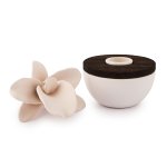 Room fragrance with ceramic flower
